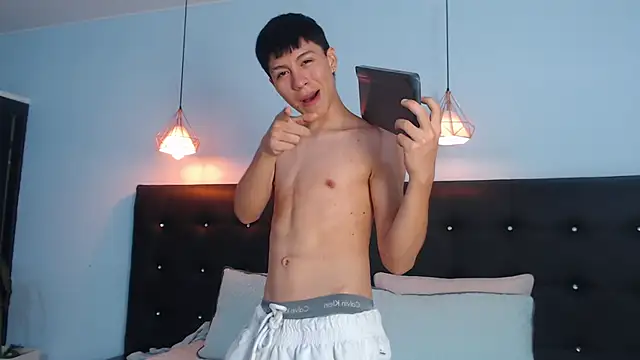 Abraham horny18 online show from October 2025 07:14:02 PM