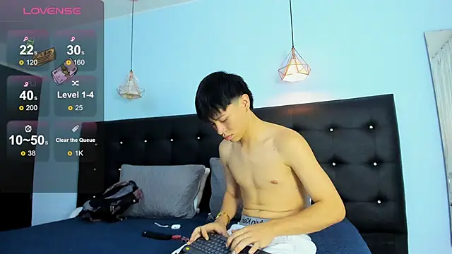 Snapshot of Abraham_horny18 chatting on December 2025 08:26:01 PM Abraham horny18 online show from December 2025 08:26:01 PM