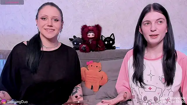 Snapshot of Threesomebabes chatting on May 2026 05:45:02 PM Threesomebabes online show from May 2026 05:45:02 PM