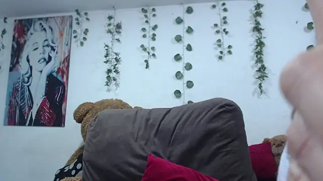 Samanta milf84 online show from January 2026 05:56:01 AM