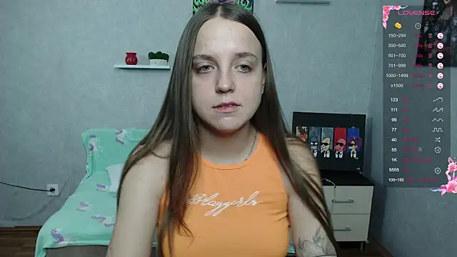 Violetwin online show from September 2025 03:55:01 PM