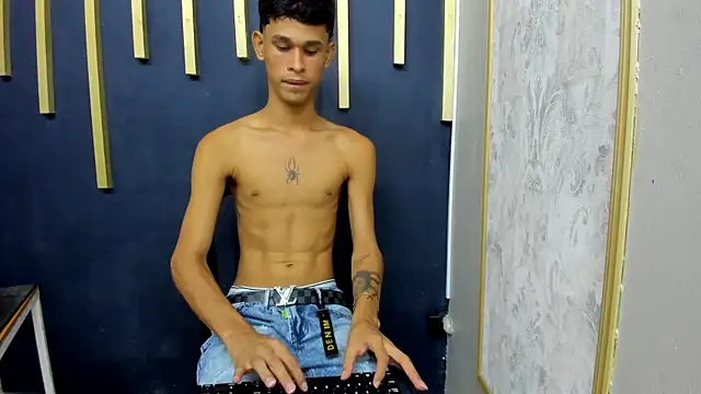 Just D4v7 online show from September 2025 07:04:01 PM