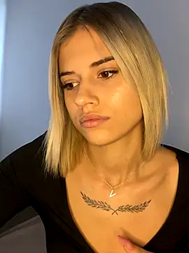 AishaKali online show from October 2025 07:27:01 AM