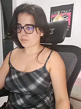 CutteGirl99 online show from September 2025 01:53:01 AM