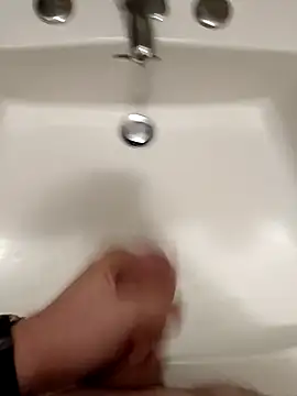 Snapshot of Empi19cm chatting on September 2025 12:00:02 AM Empi19cm online show from September 2025 12:00:02 AM