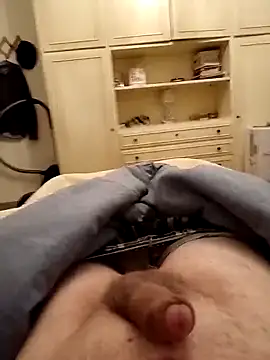 Snapshot of Empi19cm chatting on February 2026 01:28:01 AM Empi19cm online show from February 2026 01:28:01 AM