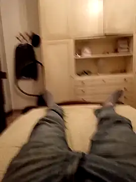 Snapshot of Empi19cm chatting on February 2026 04:52:02 PM Empi19cm online show from February 2026 04:52:02 PM