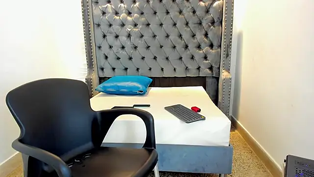 nero reyd online show from February 2026 07:29:01 PM