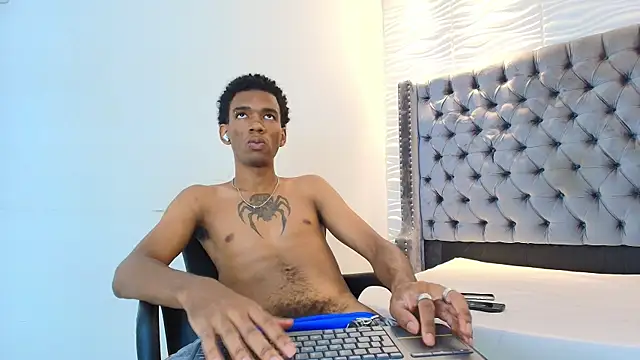 Snapshot of nero_reyd chatting on July 2026 07:18:01 PM nero reyd online show from July 2026 07:18:01 PM