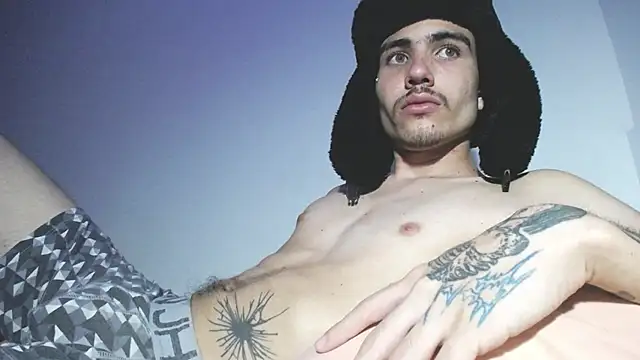 Onzas  online show from September 2025 01:39:02 AM