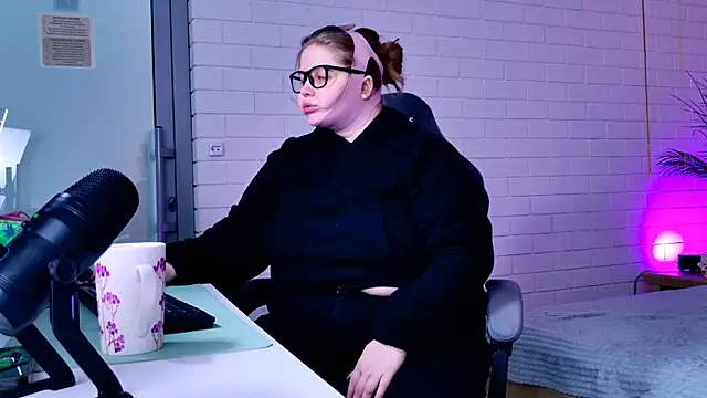 SladaDell online show from February 2026 09:25:02 AM