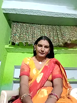 Snapshot of ZIVAA chatting on April 2026 08:12:01 AM ZIVAA online show from April 2026 08:12:01 AM