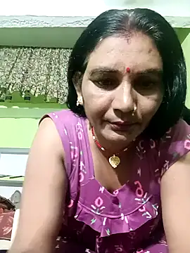 Snapshot of ZIVAA chatting on April 2026 05:22:01 AM ZIVAA online show from April 2026 05:22:01 AM