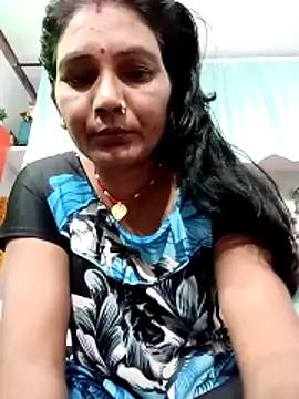 Snapshot of ZIVAA chatting on May 2026 05:23:01 AM ZIVAA online show from May 2026 05:23:01 AM