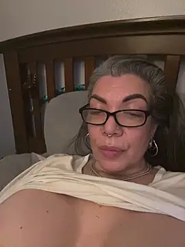 dieseldame1313 online show from January 2025 11:02:02 AM