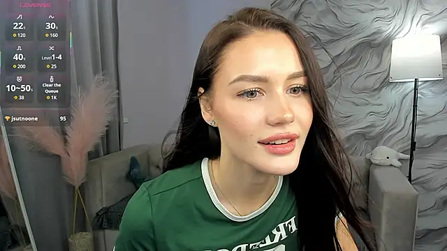 Aria Mila online show from September 2025 10:48:02 AM