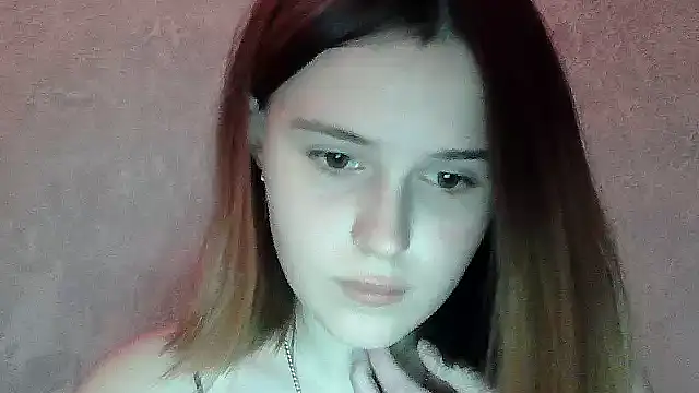 SweetLoraa online show from October 2025 01:07:02 AM