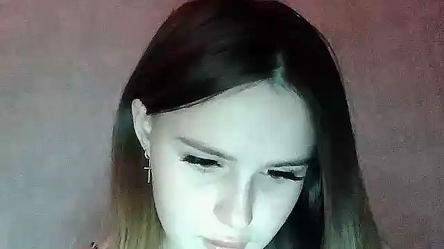 SweetLoraa online show from November 2025 09:18:01 PM