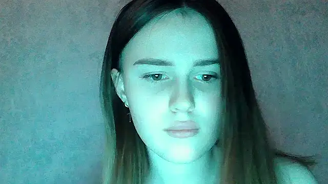 Snapshot of SweetLoraa chatting on March 2026 04:46:02 PM SweetLoraa online show from March 2026 04:46:02 PM