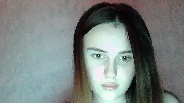 Snapshot of SweetLoraa chatting on March 2026 11:00:02 PM SweetLoraa online show from March 2026 11:00:02 PM