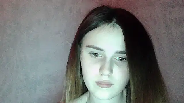 Snapshot of SweetLoraa chatting on March 2026 10:04:02 PM SweetLoraa online show from March 2026 10:04:02 PM