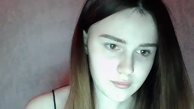 Snapshot of SweetLoraa chatting on March 2026 06:12:02 PM SweetLoraa online show from March 2026 06:12:02 PM