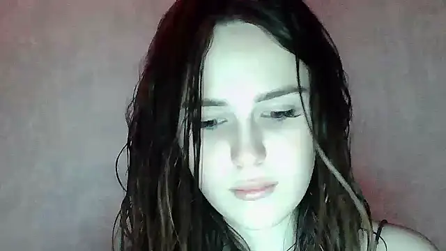 Snapshot of SweetLoraa chatting on April 2026 07:26:02 PM SweetLoraa online show from April 2026 07:26:02 PM