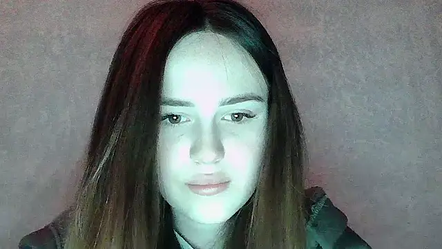 Snapshot of SweetLoraa chatting on April 2026 08:24:02 PM SweetLoraa online show from April 2026 08:24:02 PM