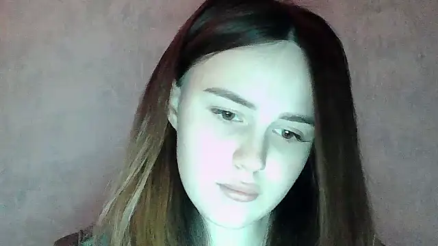 Snapshot of SweetLoraa chatting on April 2026 07:19:01 PM SweetLoraa online show from April 2026 07:19:01 PM
