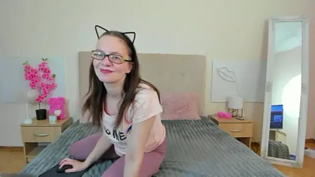 Snapshot of LexyFuun chatting on November 2025 10:35:01 PM LexyFuun online show from November 2025 10:35:01 PM