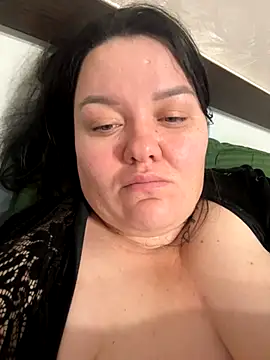 SunnyLeila2101 online show from October 2025 06:32:01 PM