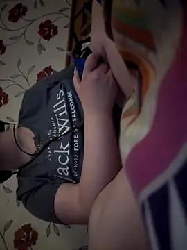 itsCuteTits online show from November 2025 08:12:01 PM