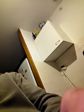 Snapshot of Rikkiebi21jaar chatting on November 2025 05:07:02 AM Rikkiebi21jaar online show from November 2025 05:07:02 AM