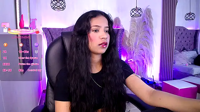 SophiaWalker 1 online show from December 2025 12:24:02 PM