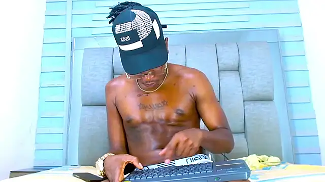 Snapshot of Black_Fire10 chatting on September 2025 07:51:02 PM Black Fire10 online show from September 2025 07:51:02 PM