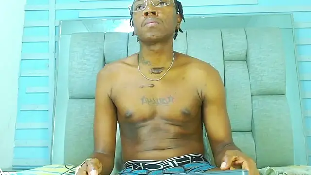 Snapshot of Black_Fire10 chatting on October 2025 08:00:02 PM Black Fire10 online show from October 2025 08:00:02 PM