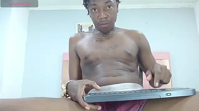 Snapshot of Black_Fire10 chatting on October 2025 07:47:01 PM Black Fire10 online show from October 2025 07:47:01 PM