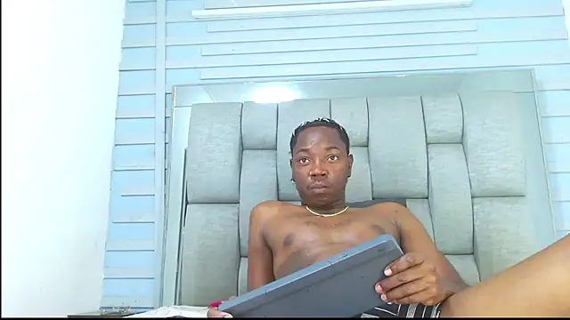 Snapshot of Black_Fire10 chatting on October 2025 09:31:01 PM Black Fire10 online show from October 2025 09:31:01 PM