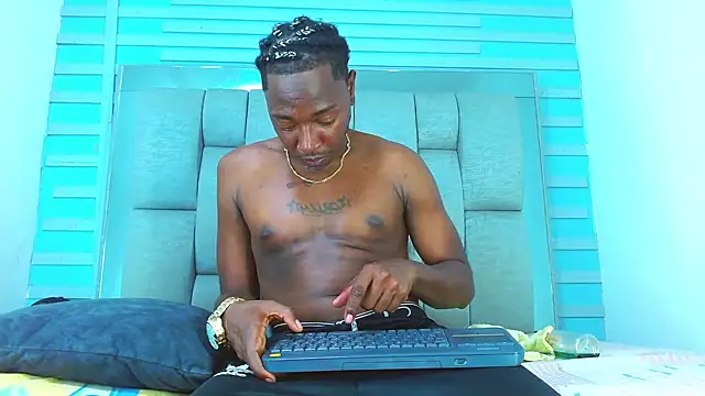 Snapshot of Black_Fire10 chatting on November 2025 08:20:02 PM Black Fire10 online show from November 2025 08:20:02 PM