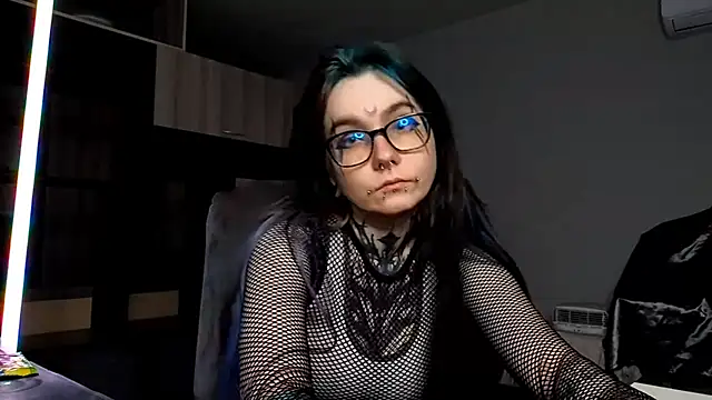 HighelikeGirl online show from October 2025 11:00:01 AM