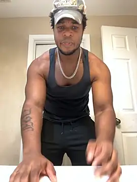 KeYBuMp323 online show from October 2025 02:38:01 PM