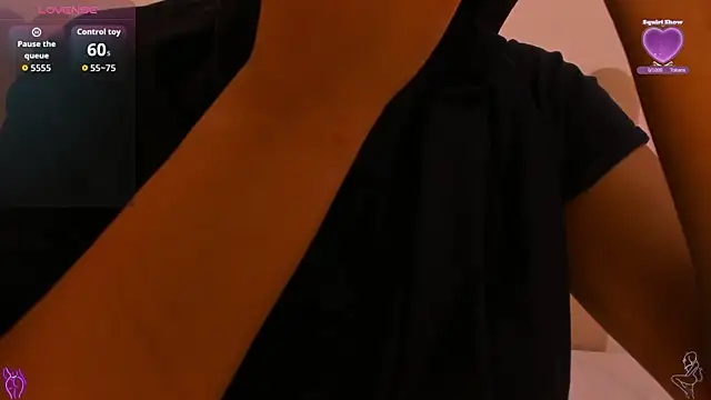 Snapshot of Jasmin_hamdan chatting on November 2025 06:42:02 PM Jasmin hamdan online show from November 2025 06:42:02 PM