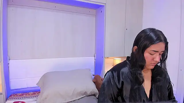 LilyWhitney online show from November 2025 04:34:02 AM