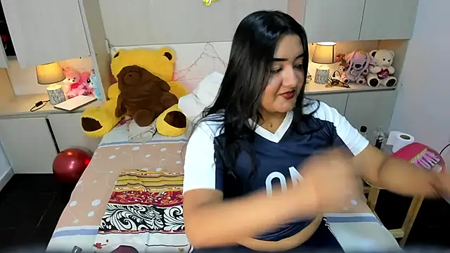 LilyWhitney online show from March 2026 04:07:01 AM