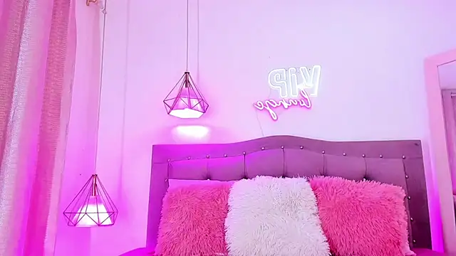 britneyy stars online show from September 2025 09:58:01 PM