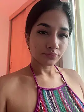 LauraCatalina online show from November 2025 11:53:01 AM