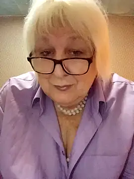 Alexia64231 online show from October 2025 06:39:02 AM