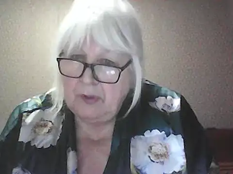 Snapshot of Alexia64231 chatting on April 2026 03:02:01 PM Alexia64231 online show from April 2026 03:02:01 PM
