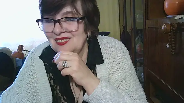 Snapshot of VeronicaGold511 chatting on February 2026 08:46:01 AM VeronicaGold511 online show from February 2026 08:46:01 AM