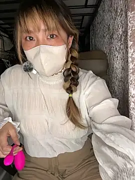 Snapshot of ichika_muu chatting on September 2025 07:08:01 AM ichika muu online show from September 2025 07:08:01 AM